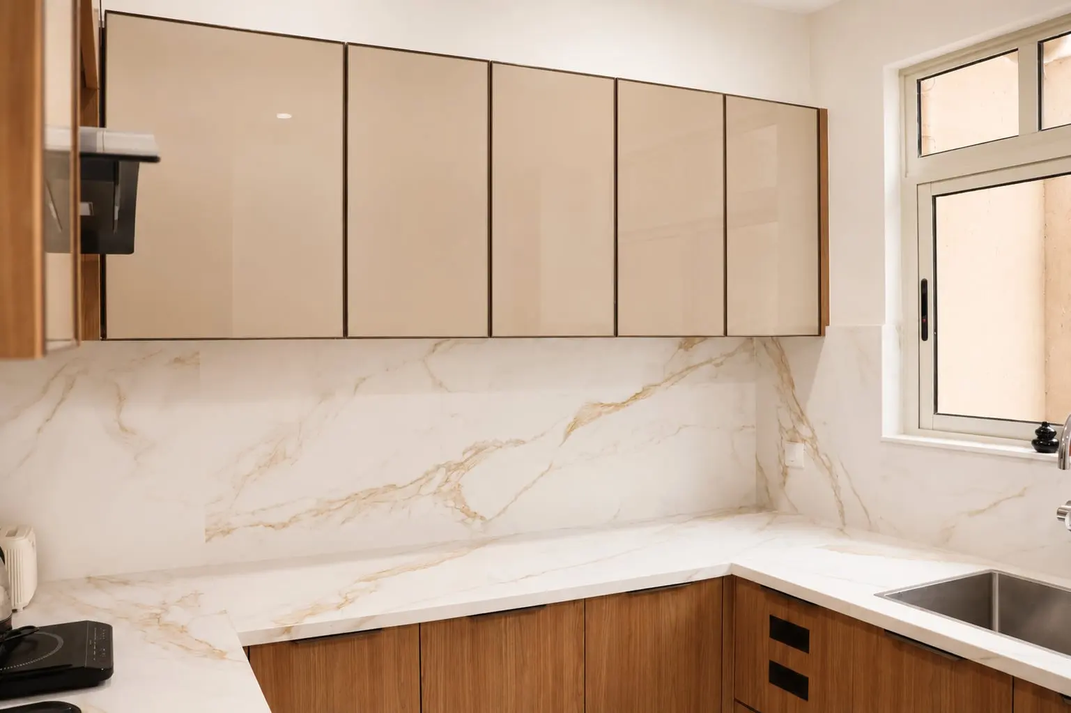 Kitchen wall units with under-cabinet lighting, Hiranandani, OMR, Chennai